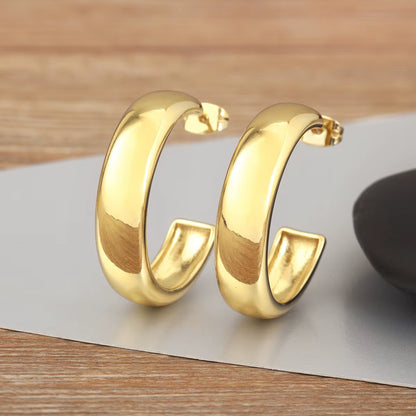 AuraHoop™ Bold Copper Circle Earrings – Four Styles of Effortless Elegance
