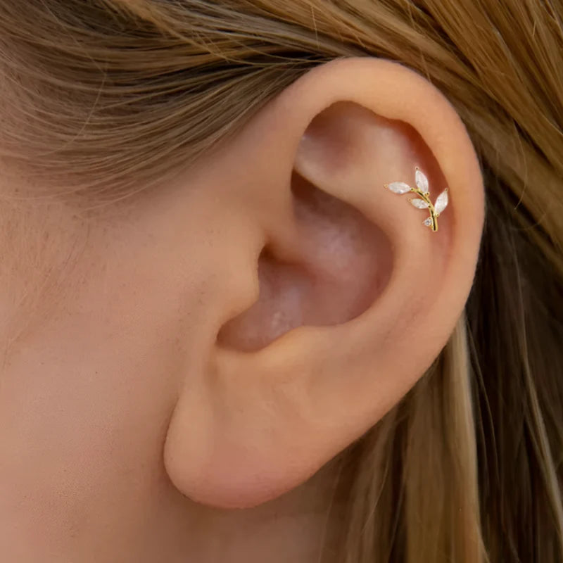 Luxe Line Mini Zircon Stud – A Spark of Modern Minimalism