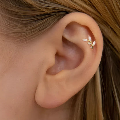 Luxe Line Mini Zircon Stud – A Spark of Modern Minimalism